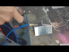 Przenośna jedno silnikowa maszyna do spawania laserowego z napięciem wejściowym 220v 50Hz / 60Hz